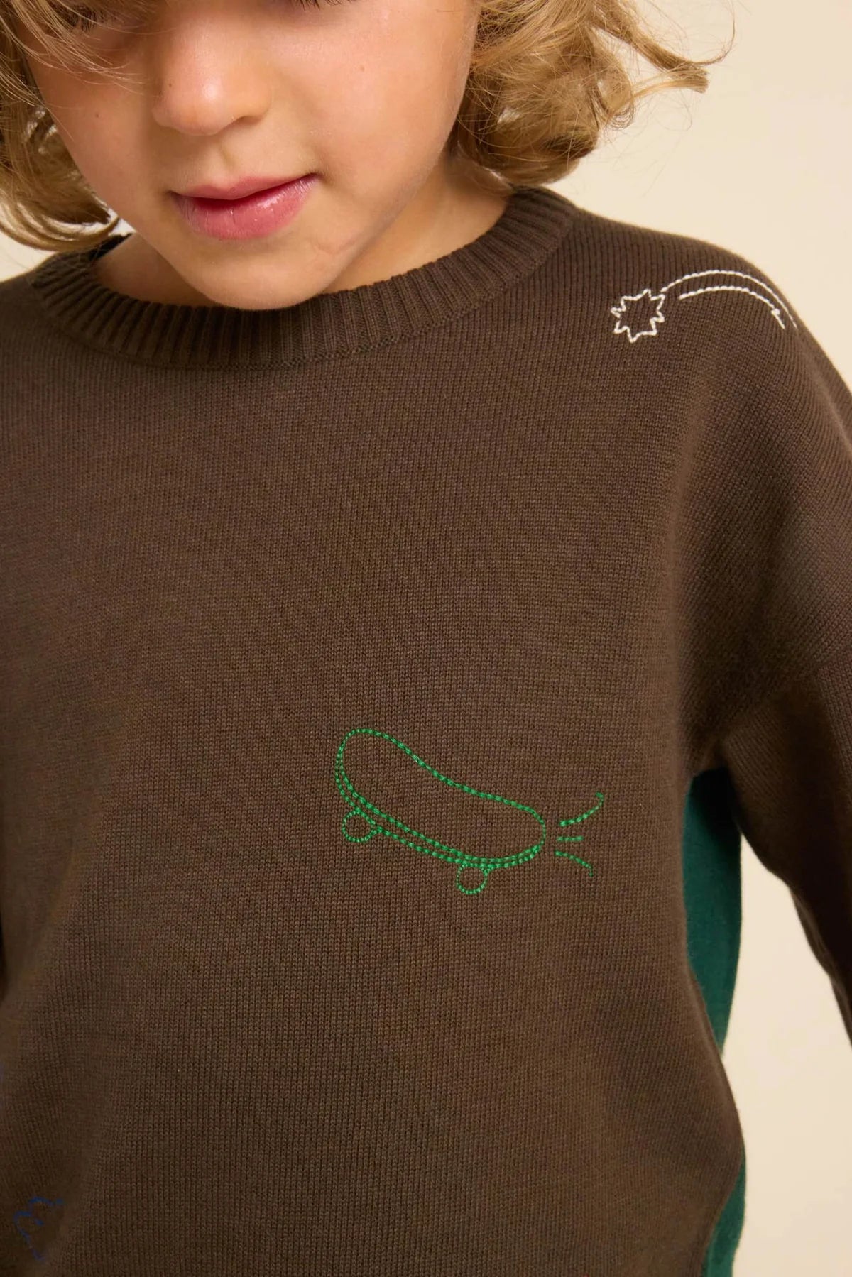 Completo maglia e pantalone ricamato Gustav
