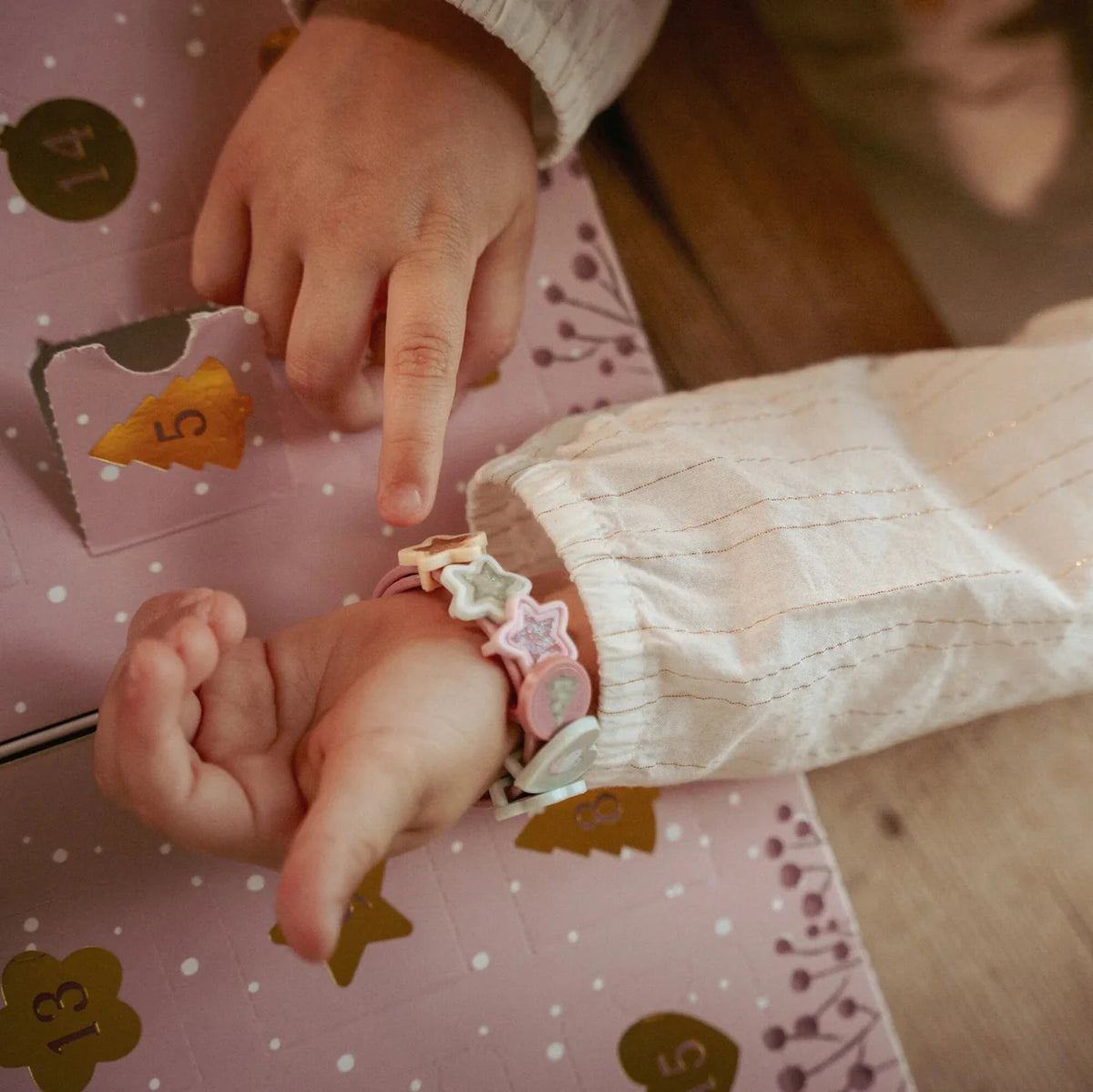 Calendario dell’avvento con braccialetti