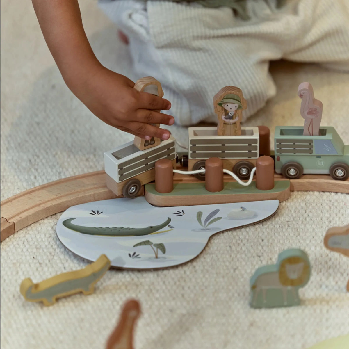 Set trenino in legno Safari Friends