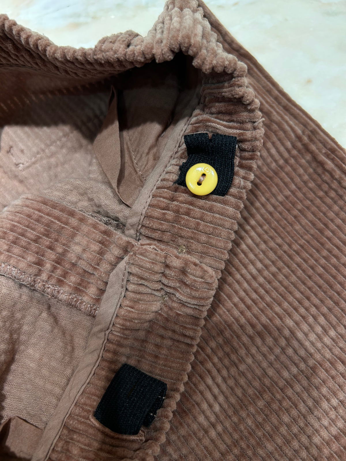 Pantalone in velluto a coste moka mousse